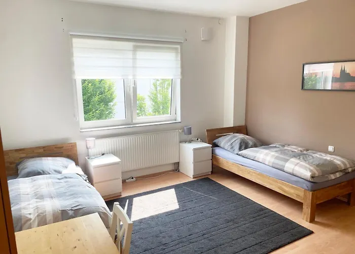 Work And Cologne- Fuehlinger Apartment